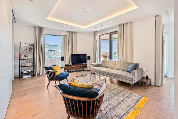 2 Bedroom Flat To Rent In Pearson Square, Fitzrovia, W1T