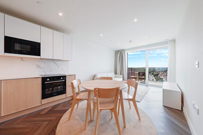 1 Bedroom Flat To Rent In Bower House, Hendon, London, NW9