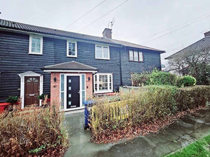 3 Bedroom Terraced House To Rent In Blundell Road, Edgware, HA8