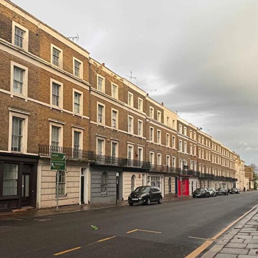 1 Bedroom Flat To Rent In Harmer Street, Gravesend, DA12