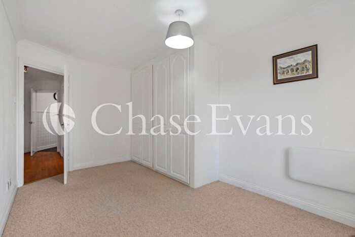1 Bedroom Flat For Sale In Burrells Wharf, Canary Wharf, London, E14