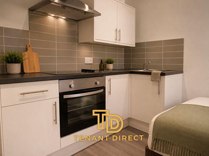 Apartment To Rent In Bellevue Terrace, Southampton, SO14