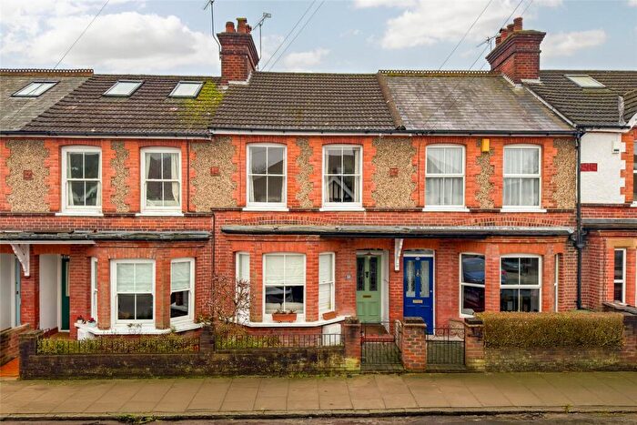 2 Bedroom Terraced House For Sale In Brampton Road, St. Albans, Hertfordshire, AL1