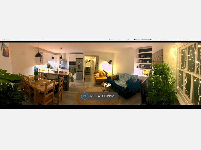 2 Bedroom Flat To Rent In Regency Square, Brighton, BN1