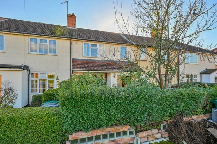 4 Bedroom Detached House To Rent In Walter Walk, Mill Hill, Edgware, HA8