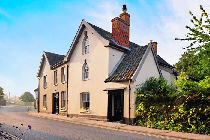 6 Bedroom Detached House For Sale In Castle Street, Framlingham, Woodbridge, Suffolk, IP13