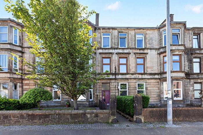 2 Bedroom Flat For Sale In Greenock Road, Paisley, PA3