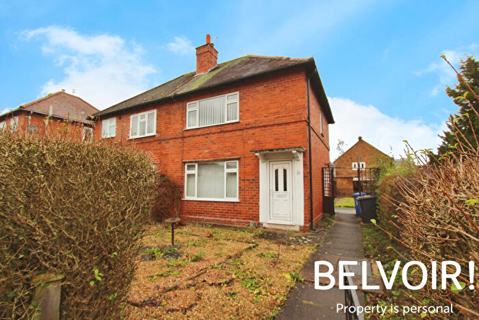 3 Bedroom Semi-Detached House For Sale In Spencer Avenue, Nottingham, NG10