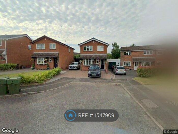 4 Bedroom Detached House To Rent In Beaumont Lawns, Marlbrook, B60