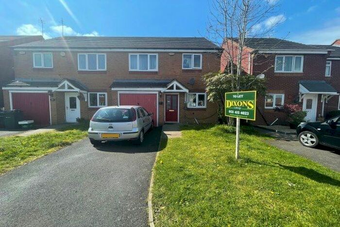 3 Bedroom Semi-Detached House To Rent In Honeycomb Way, Birmingham, B31