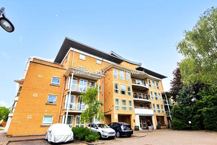 1 Bedroom Flat For Sale In Wheeler Place, Bromley, Kent, BR2