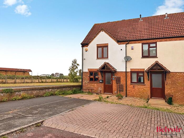 2 Bedroom End Terrace House For Sale In Meadow Lea, Cheltenham, GL52