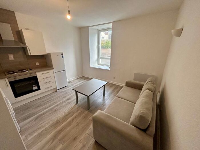 1 Bedroom Flat To Rent In Fleuchar Street, Dundee, DD2