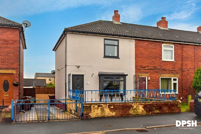 2 Bedroom End Terrace House For Sale In Westerton Road, Tingley, Wakefield, WF3
