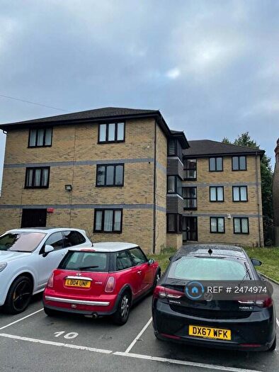 2 Bedroom Flat To Rent In Ashcroft Court, Dartford, DA1