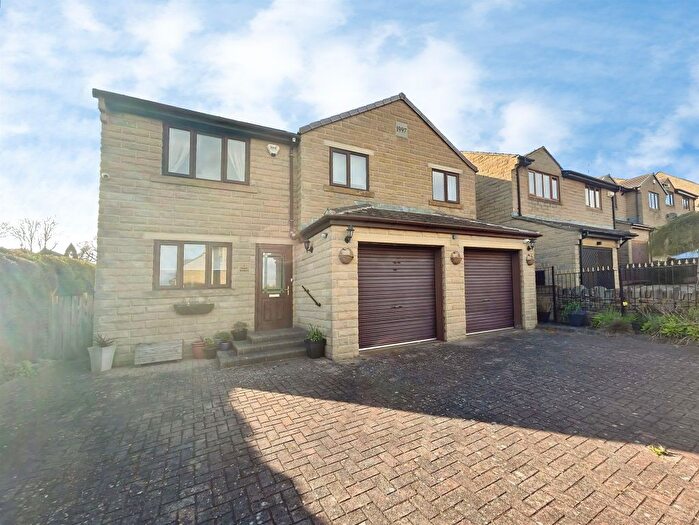 5 Bedroom Detached House For Sale In Trinity Meadows, Thurgoland, Sheffield, S35