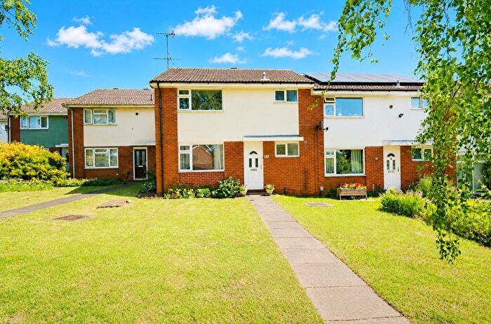 3 Bedroom Terraced House For Sale In Coniston Close, Brownsover, Rugby, CV21