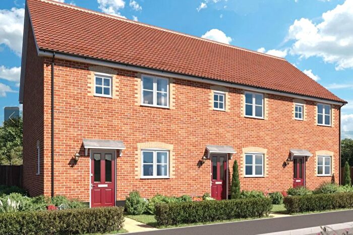 2 Bedroom Terraced House For Sale In London Road, Beccles, Suffolk, NR34