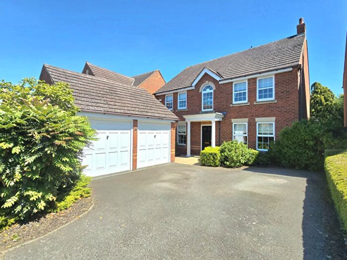 4 Bedroom Detached House For Sale In Pyke Way, Crick, NN6