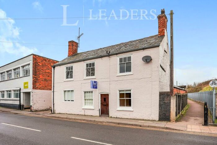 4 Bedroom Detached House To Rent In Brook Street, Sileby, Leicestershire, LE12