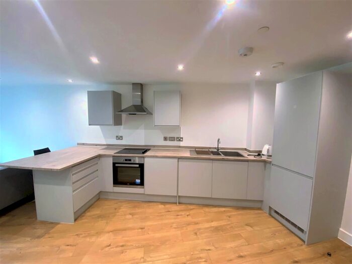 1 Bedroom Apartment To Rent In One Bedroom Apartment - Leyland House, Leeds, LS9