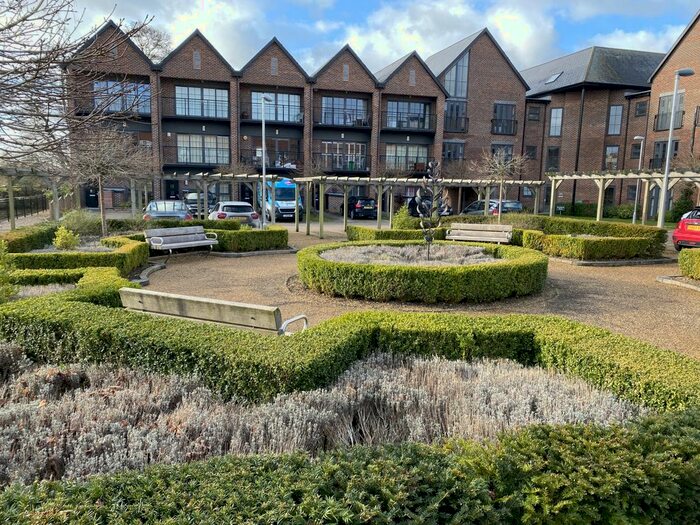 1 Bedroom Flat To Rent In Mill Court, Gresham Mill, GU22