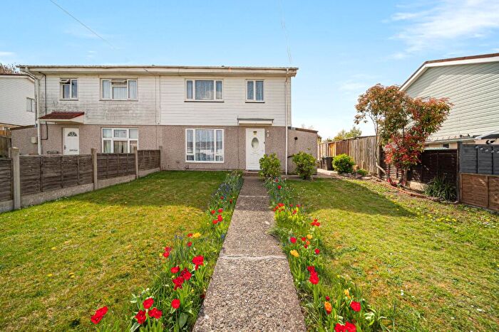 3 Bedroom Semi Detached House For Sale In Bourne Road, Gravesend, Kent, DA12