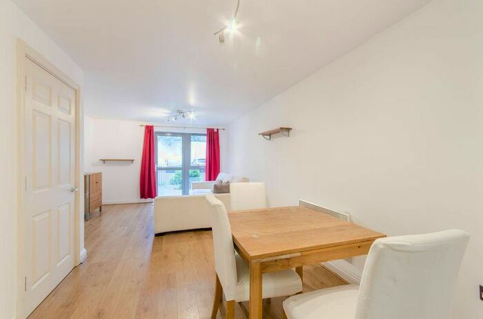 1 Bedroom Flat To Rent In Uxbridge Road, Hanwell, London, W7