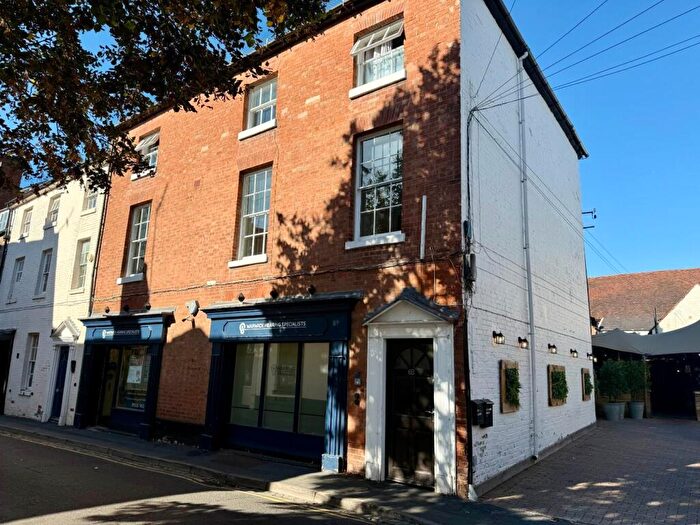 2 Bedroom Apartment To Rent In New Street, Warwick, CV34