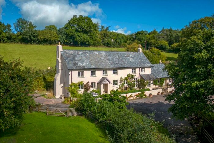 5 Bedroom Detached House For Sale In Shillingford, Tiverton, Devon, EX16