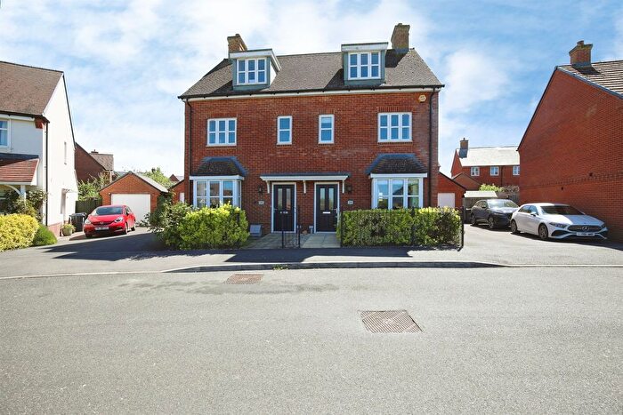 3 Bedroom Property For Sale In Great Amber Way, Amesbury, Salisbury, SP4