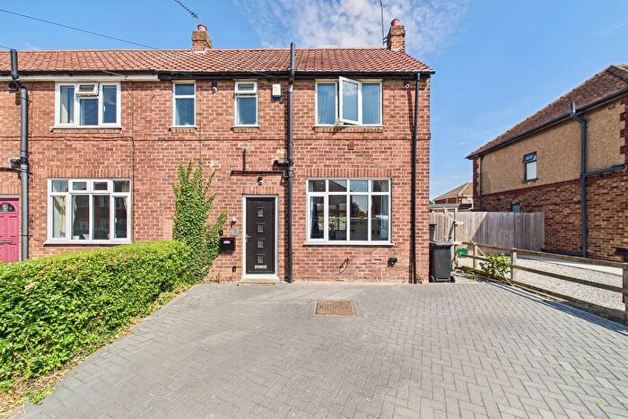 2 Bedroom End Of Terrace House For Sale In Alexander Avenue, York, North Yorkshire, YO31