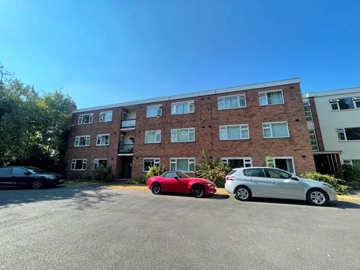 2 Bedroom Flat To Rent In Talbot Court, Leamington Spa, CV32