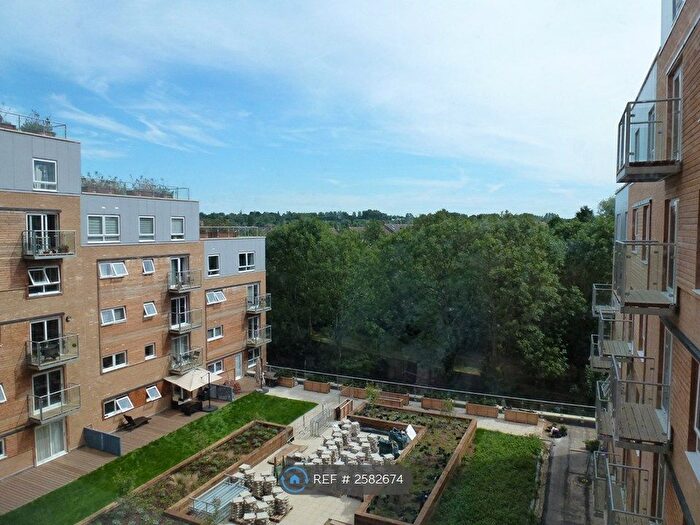 1 Bedroom Flat To Rent In Cherrydown East, Basildon, SS16