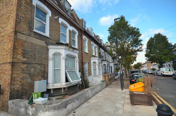 2 Bedroom Flat To Rent In Rattray Road, Brixton, London, SW2