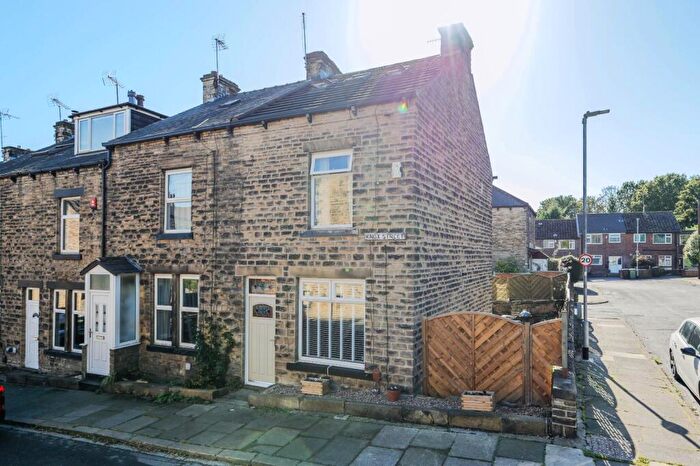 3 Bedroom End Of Terrace House For Sale In Knox Street, Leeds, West Yorkshire, LS13