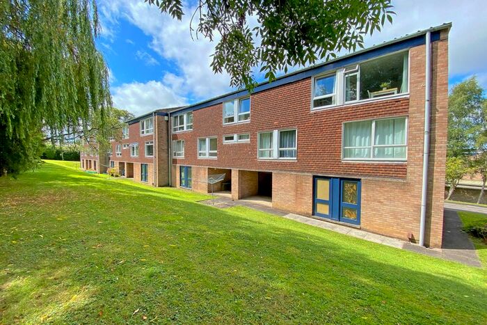 2 Bedroom Flat To Rent In Hampsthwaite Road, Harrogate, HG1