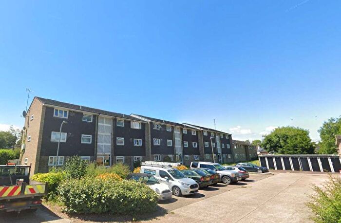 1 Bedroom Apartment To Rent In Leigh On Sea, SS9