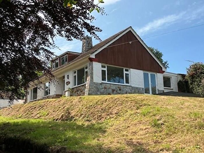 3 Bedroom Detached Bungalow To Rent In Watersmouth, Berrynarbor, EX34