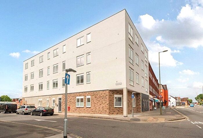 1 Bedroom Flat To Rent In Victoria Road, Farnborough, Surrey, GU14