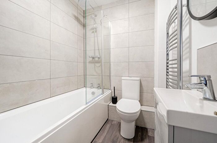 1 Bedroom Flat To Rent In Atlantic Close, Southampton, Hampshire, SO14
