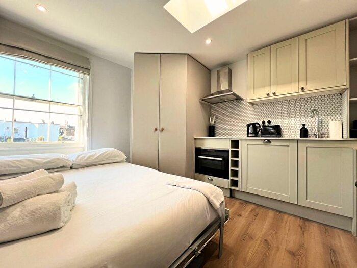 Studio To Rent In Gloucester Place, London, NW1