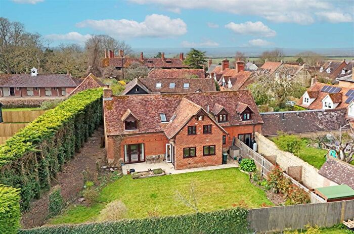 5 Bedroom House For Sale In Frogmore Lane, Long Crendon, HP18