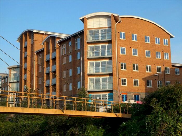 2 Bedroom Flat To Rent In Lion Court, Southbridge, Northampton, NN4