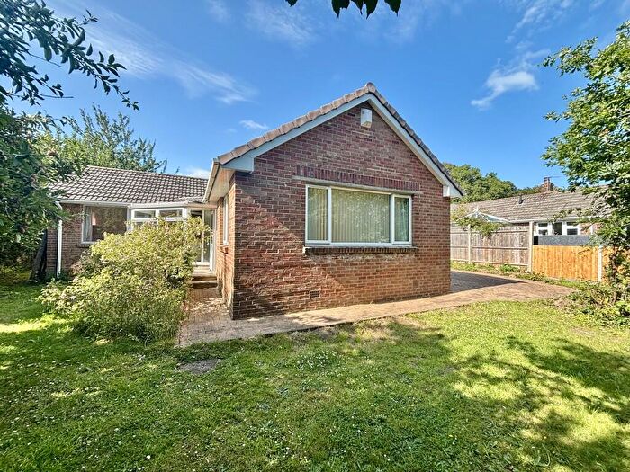 3 Bedroom Detached Bungalow For Sale In Lytham Road, Broadstone, BH18