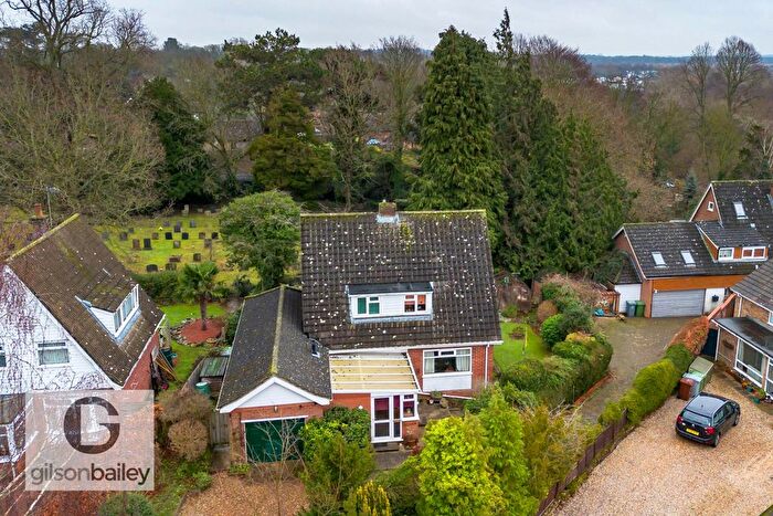 3 Bedroom Chalet For Sale In Chancel Close, Brundall, NR13