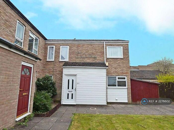 3 Bedroom End Of Terrace House To Rent In Lingfield Walk, Corby, NN18
