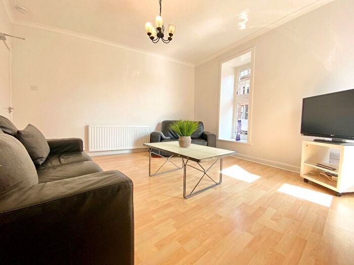 3 Bedroom Flat To Rent In White Street, Hyndland, Glasgow, G11