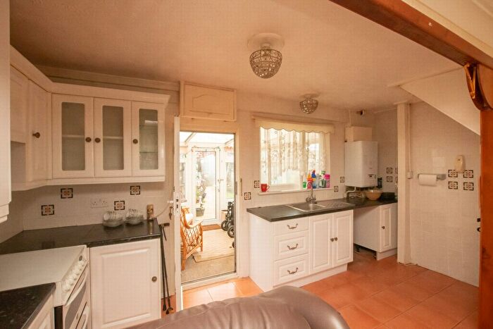 3 Bedroom Terraced House For Sale In Spinney Lane, Aylesham, CT3