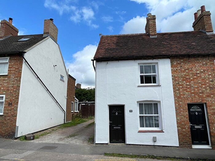 2 Bedroom Terraced House To Rent In Saunders Piece, Ampthill, Bedfordshire, MK45